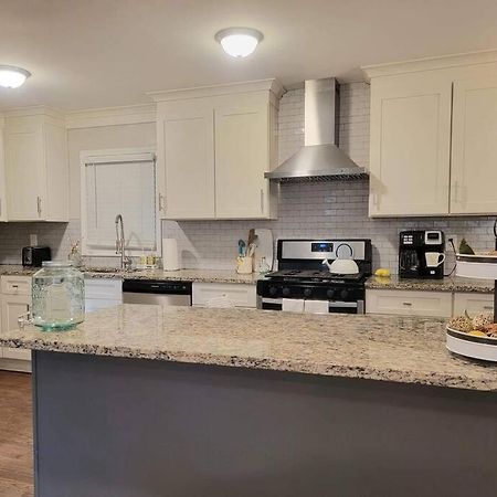 Refreshed!! Private 4Brms 2 Bath - 2 King Beds!! Villa Smyrna Exterior photo